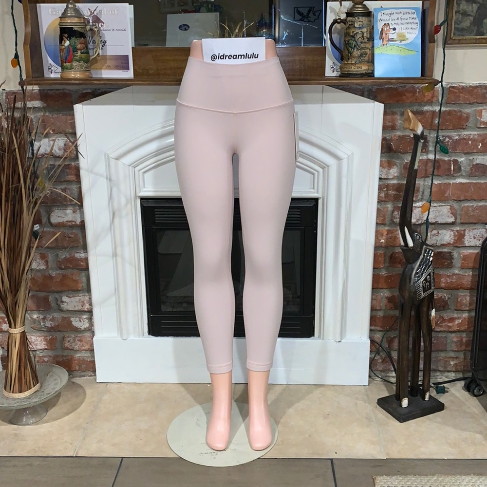 🌿NWT Lululemon Align HR Pant 25” - Picture 4 of 8